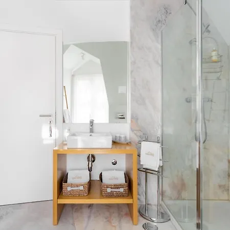 Principe Real, Hidden Terrace, Views By Courtesy Morning Apartment Lisbon