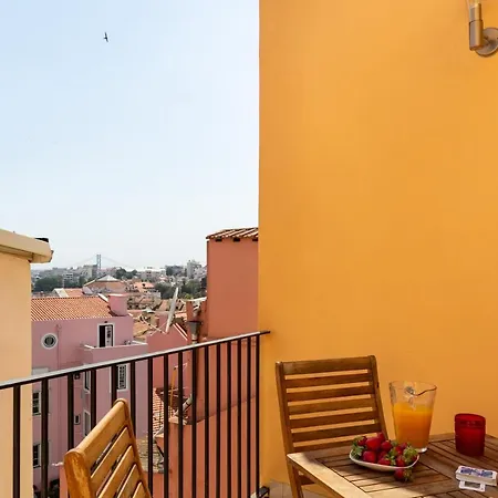 Principe Real, Hidden Terrace, Views By Courtesy Morning Apartment *